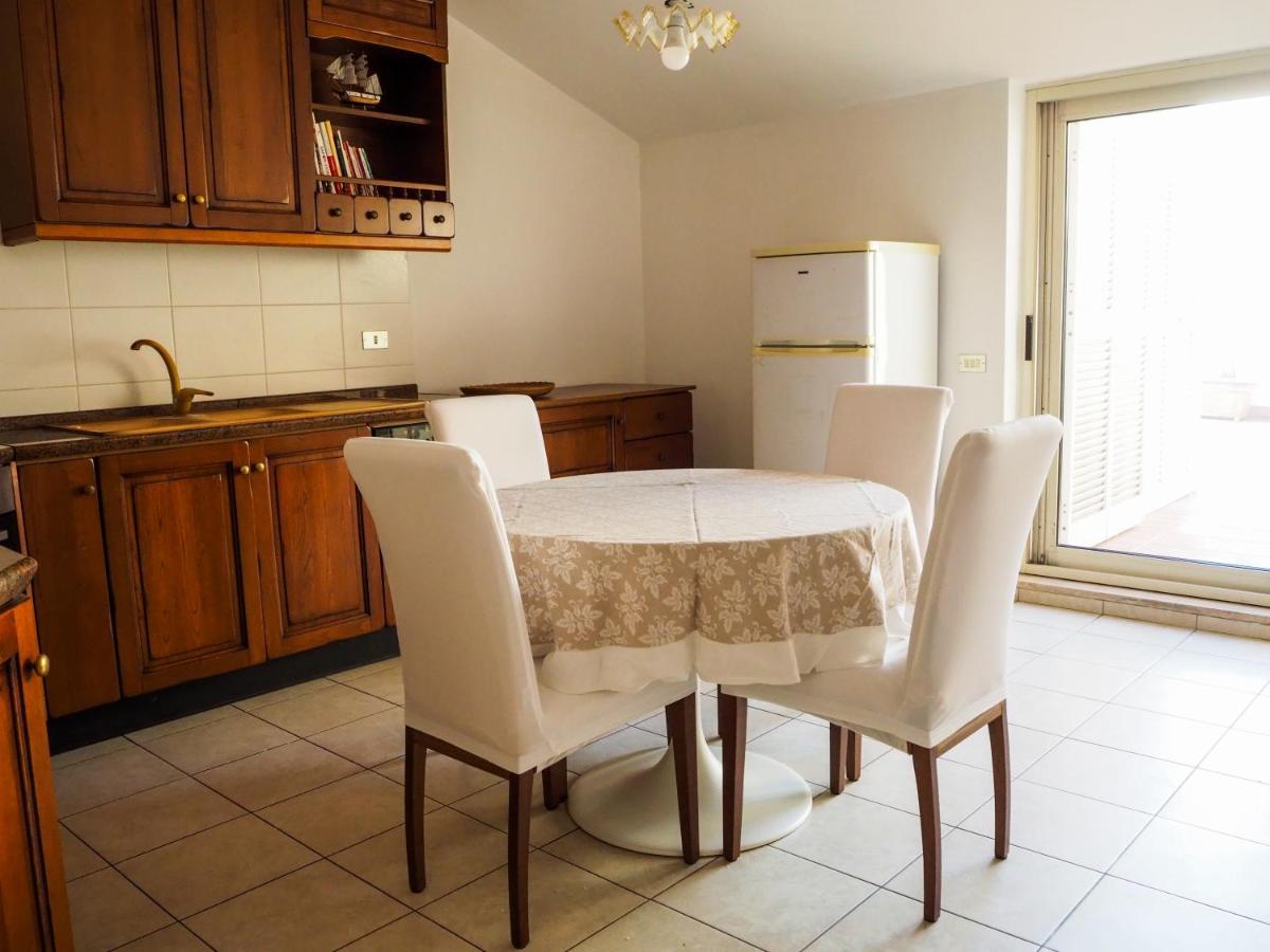 Terrazza Cavour Bari Exterior foto