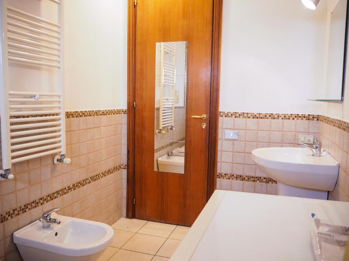 Terrazza Cavour Bari Exterior foto