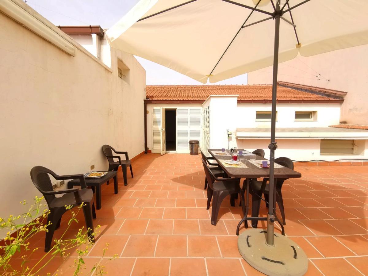 Terrazza Cavour Bari Exterior foto